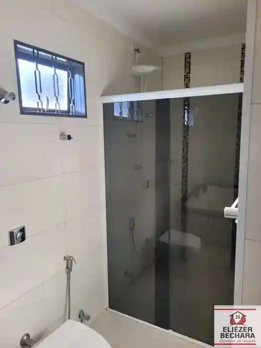 Casa com 3 quartos à venda, 180m² — foto 25 de 42