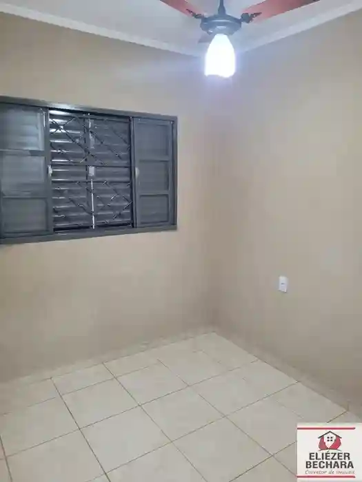 Casa com 3 quartos à venda, 180m² — foto 38 de 42