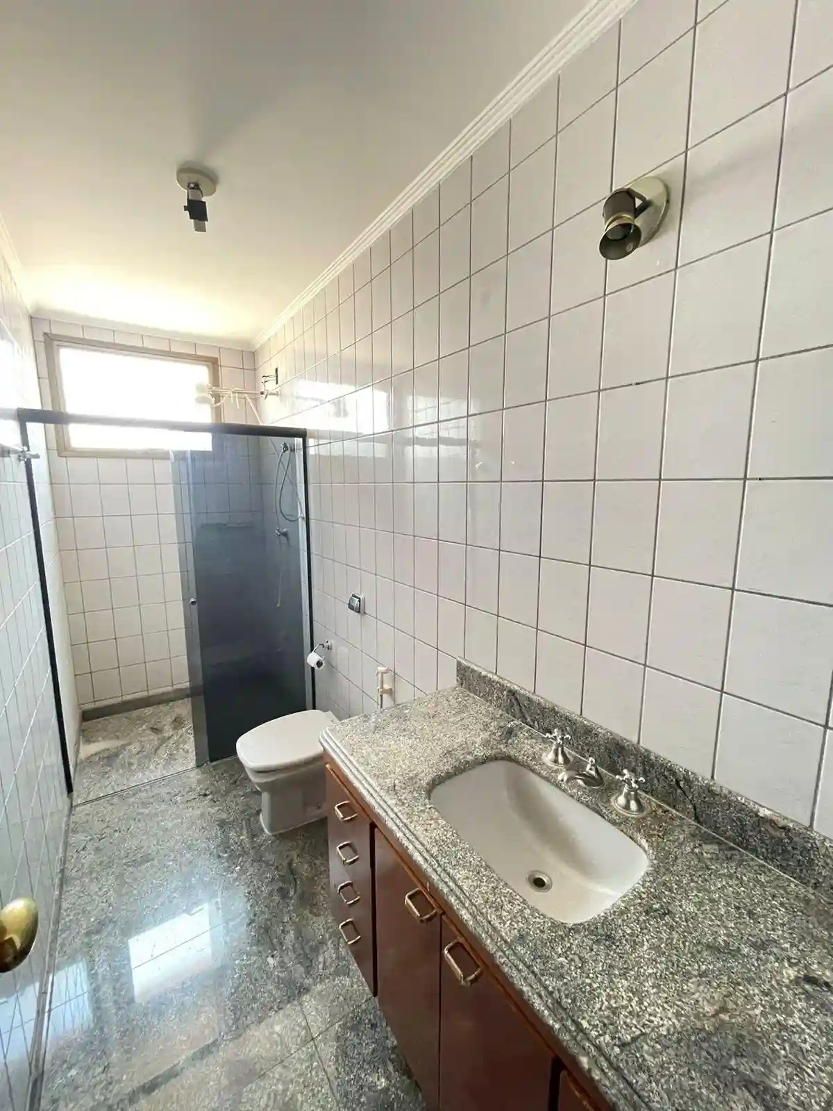 Apartamento com 3 quartos à venda, 130m² — foto 16 de 17
