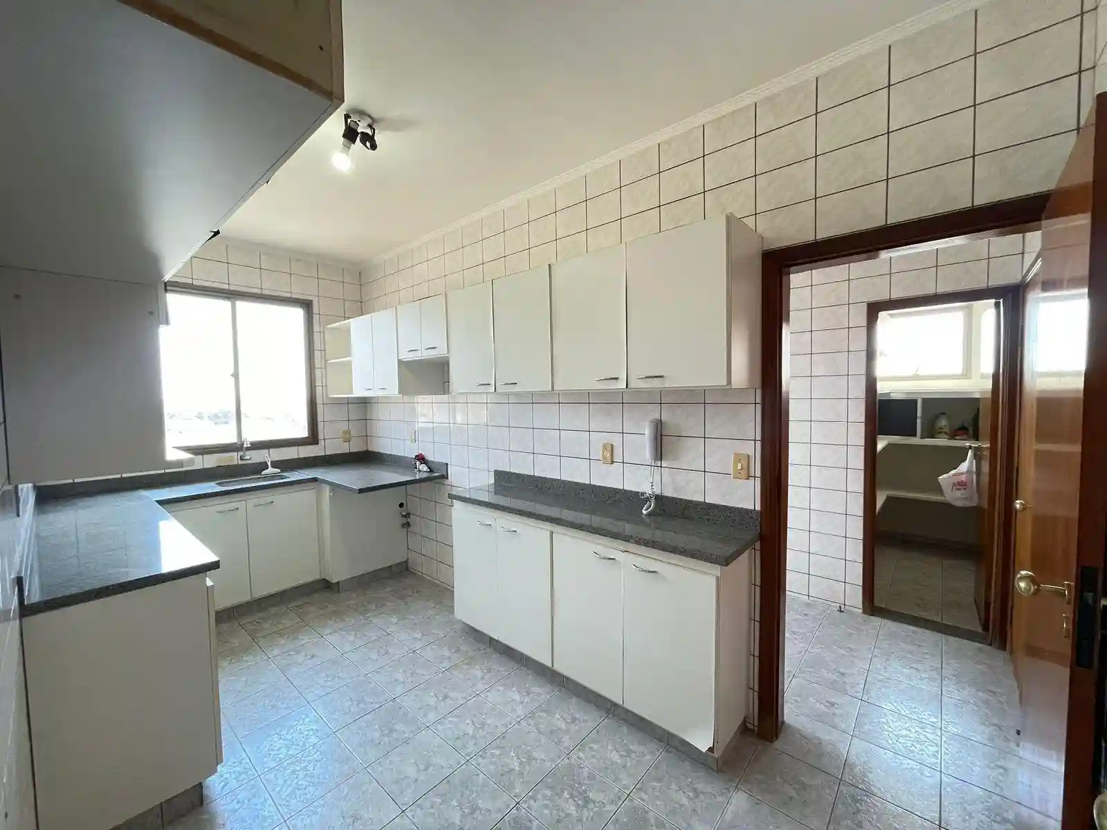 Apartamento com 3 quartos à venda, 130m² — foto 13 de 17