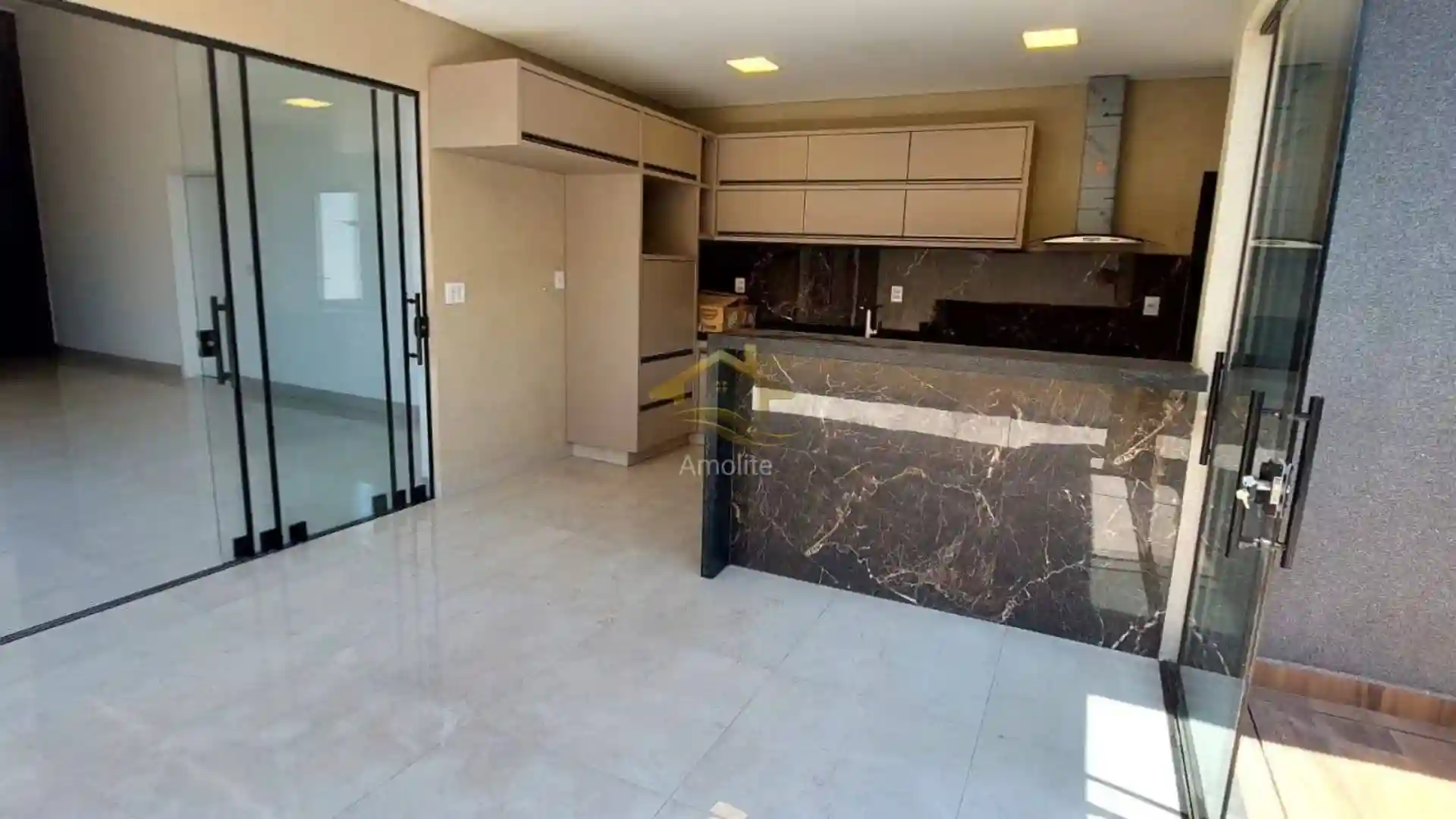 Casa de Condomínio com 3 quartos à venda, 156m² — foto 11 de 22
