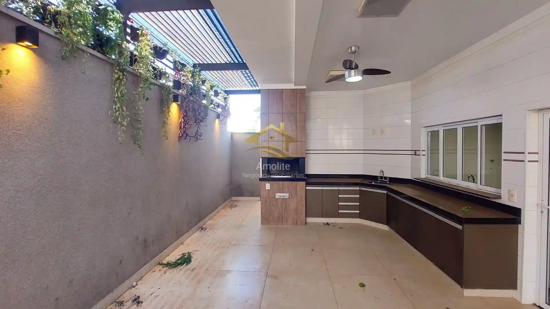 Casa de Condomínio com 3 quartos à venda, 224m² — foto 14 de 38