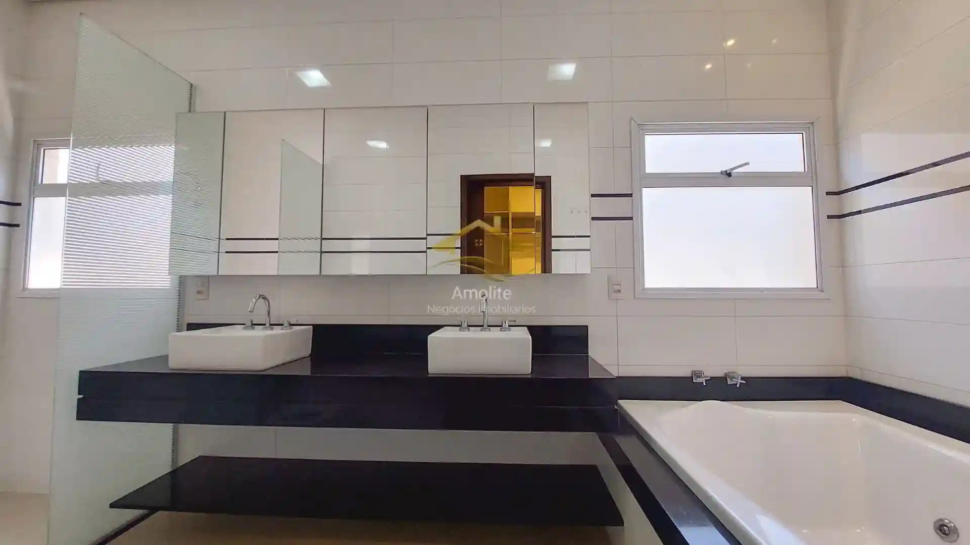 Casa de Condomínio com 3 quartos à venda, 224m² — foto 30 de 38