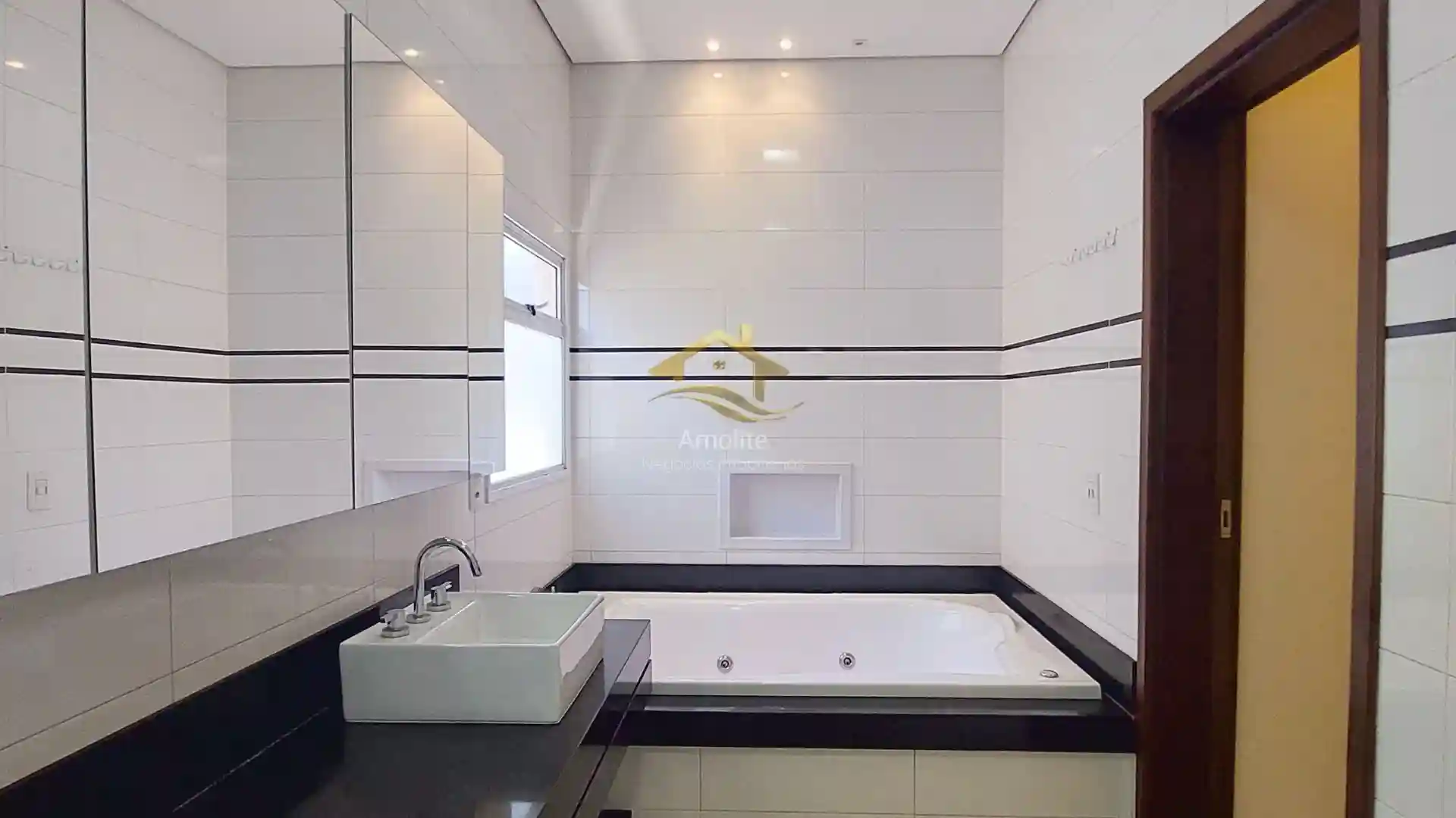 Casa de Condomínio com 3 quartos à venda, 224m² — foto 32 de 38