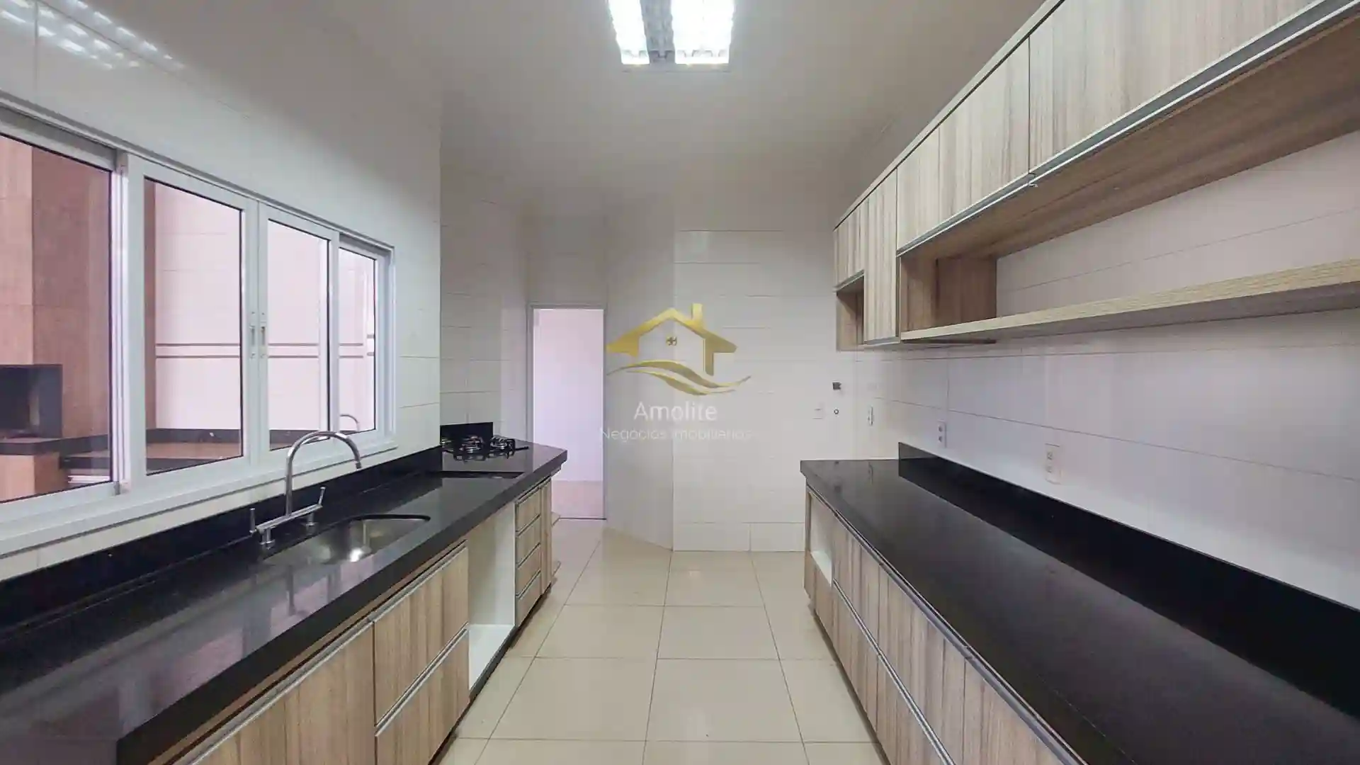 Casa de Condomínio com 3 quartos à venda, 224m² — foto 24 de 38