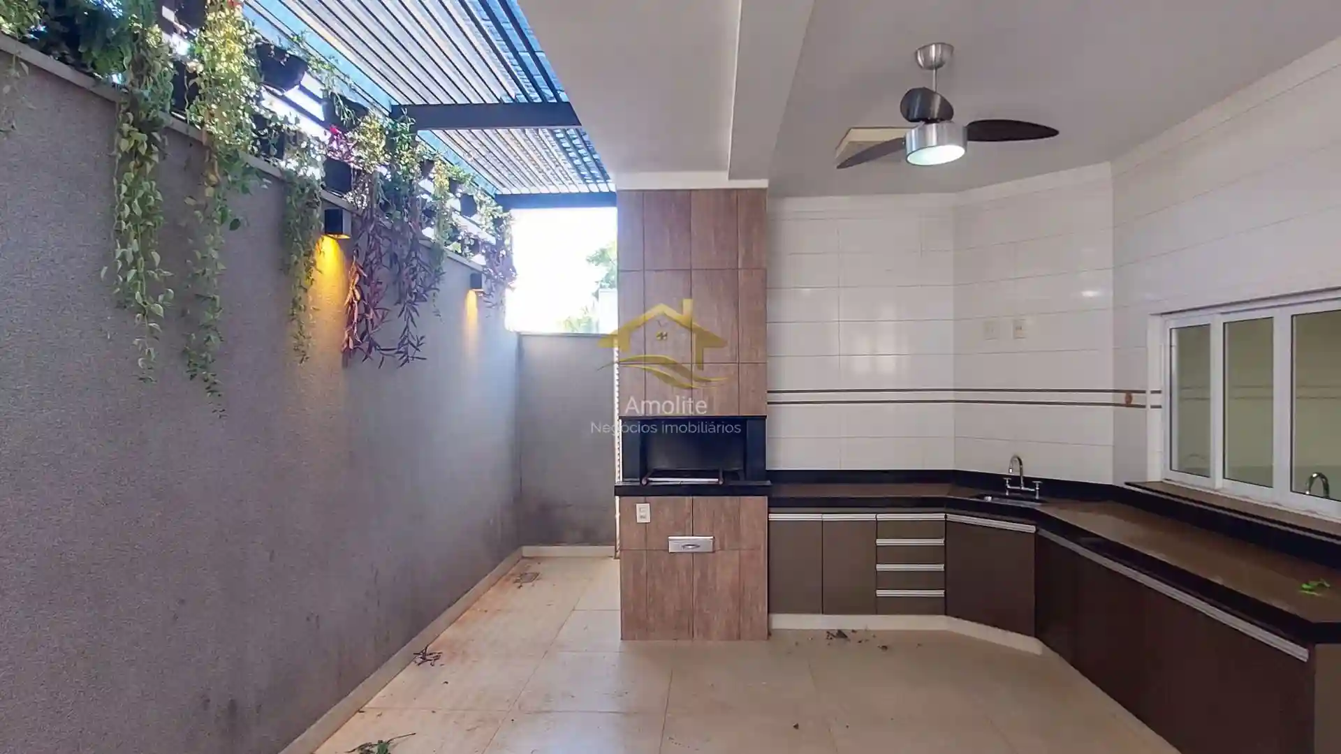Casa de Condomínio com 3 quartos à venda, 224m² — foto 13 de 38