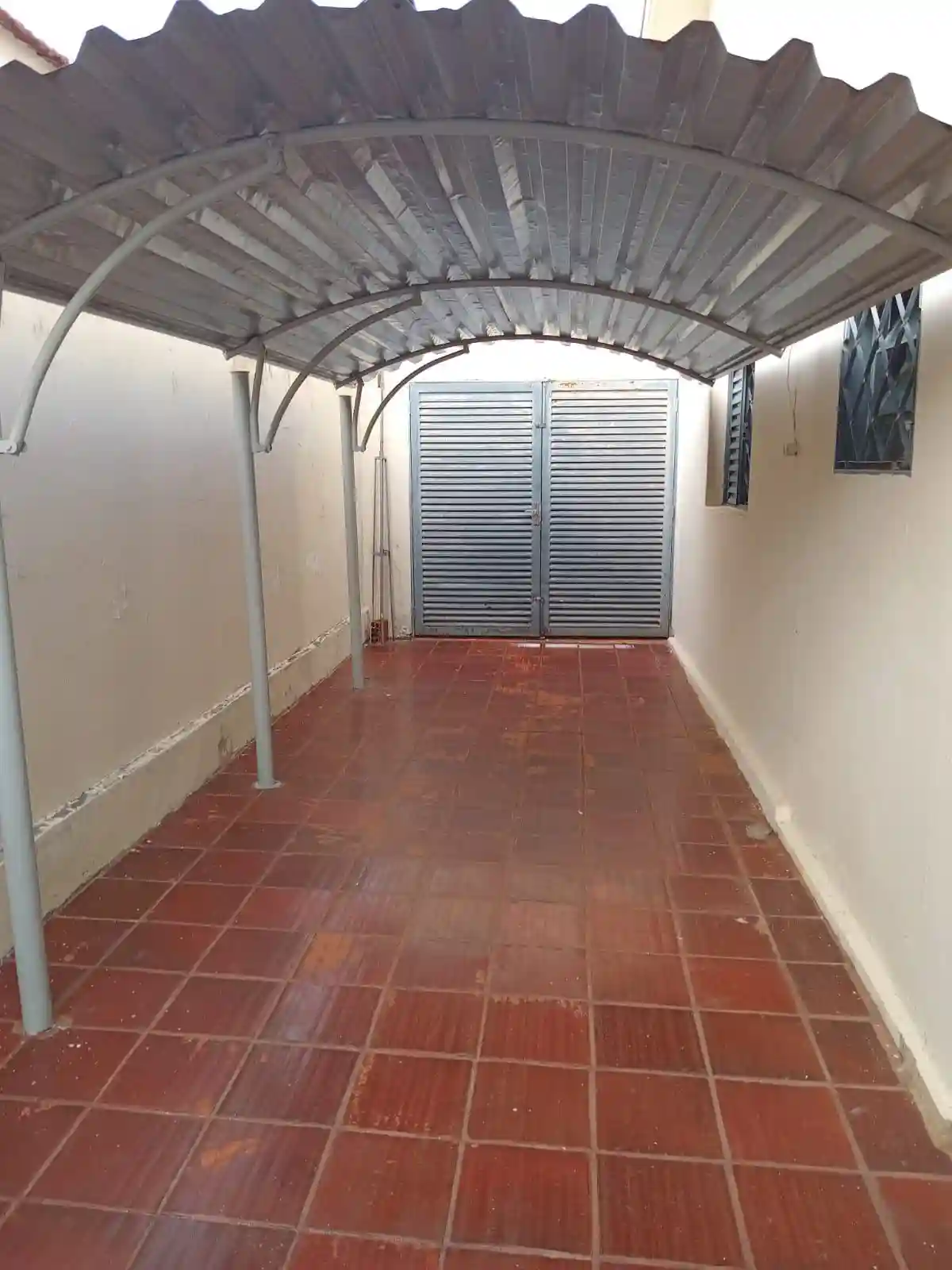 Casa com 2 quartos à venda, 363m² — foto 2 de 38