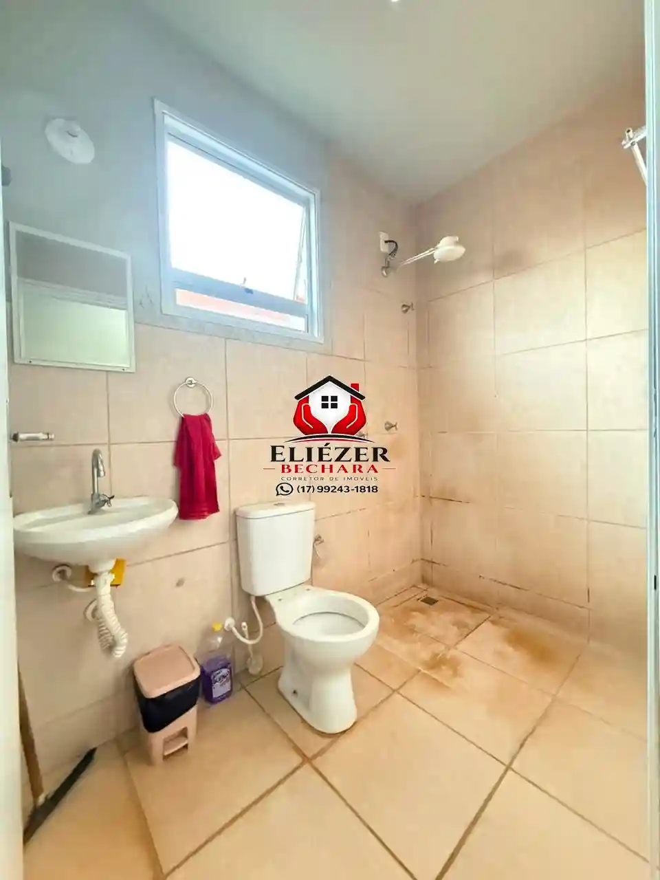 Casa com 2 quartos à venda, 58m² — foto 2 de 12