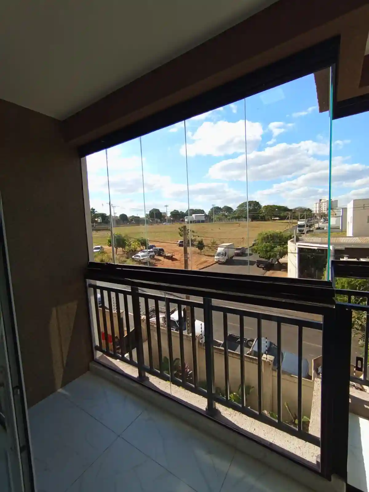 Apartamento com 2 quartos à venda, 70m² — foto 2 de 15