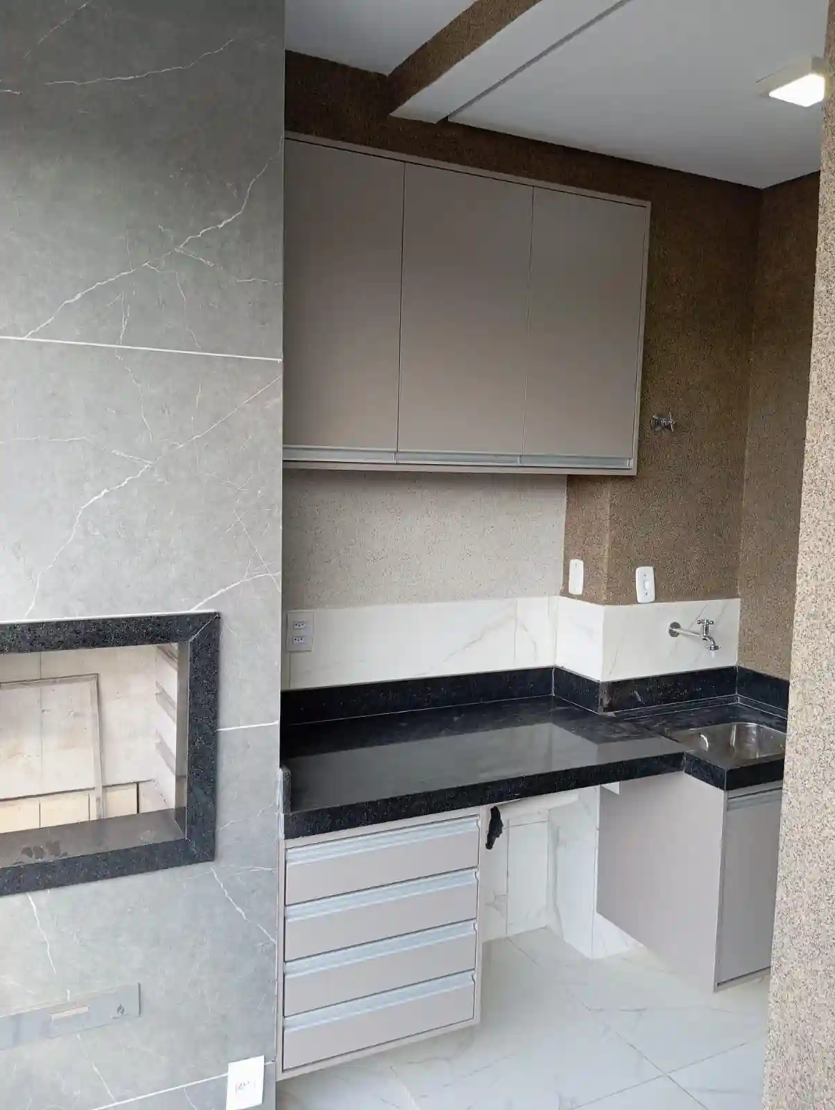 Apartamento com 2 quartos à venda, 70m² — foto 8 de 15