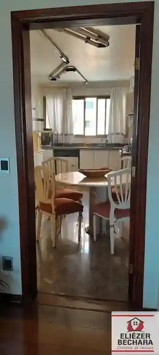 Apartamento com 3 quartos à venda, 140m² — foto 18 de 50