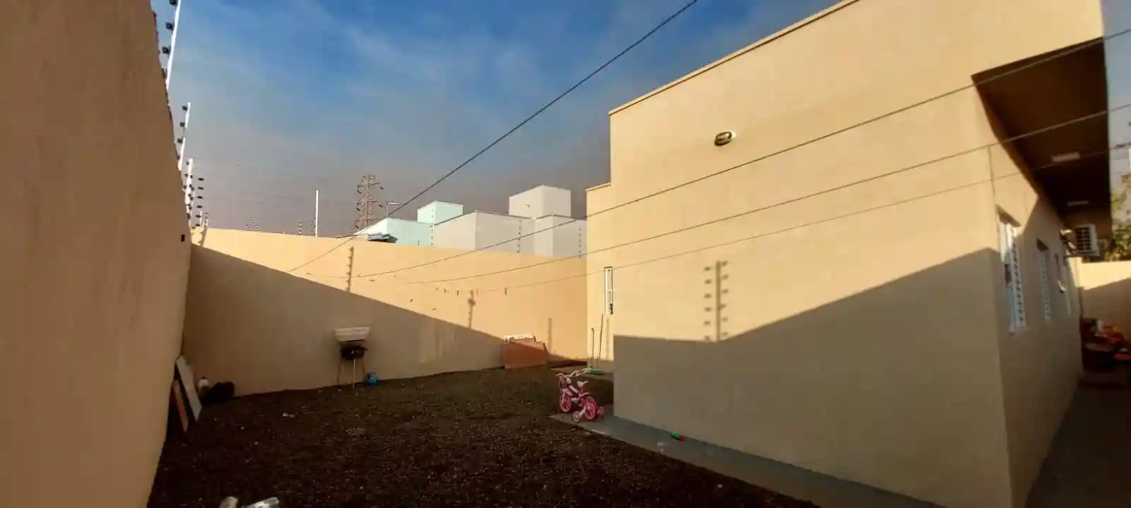 Casa com 3 quartos à venda, 70m² — foto 3 de 28