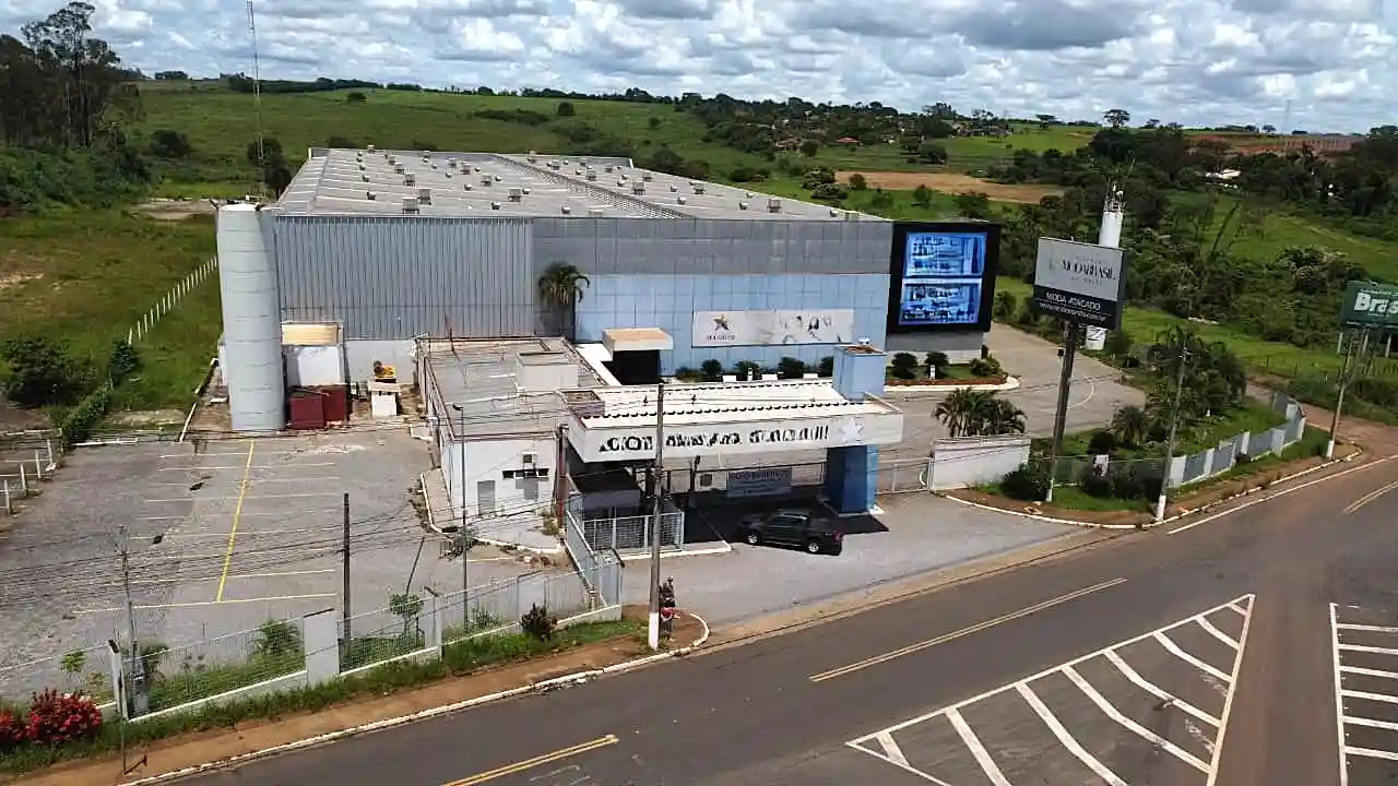 Galpão / Depósito / Armazém  à venda, 20000m² — foto 3 de 16