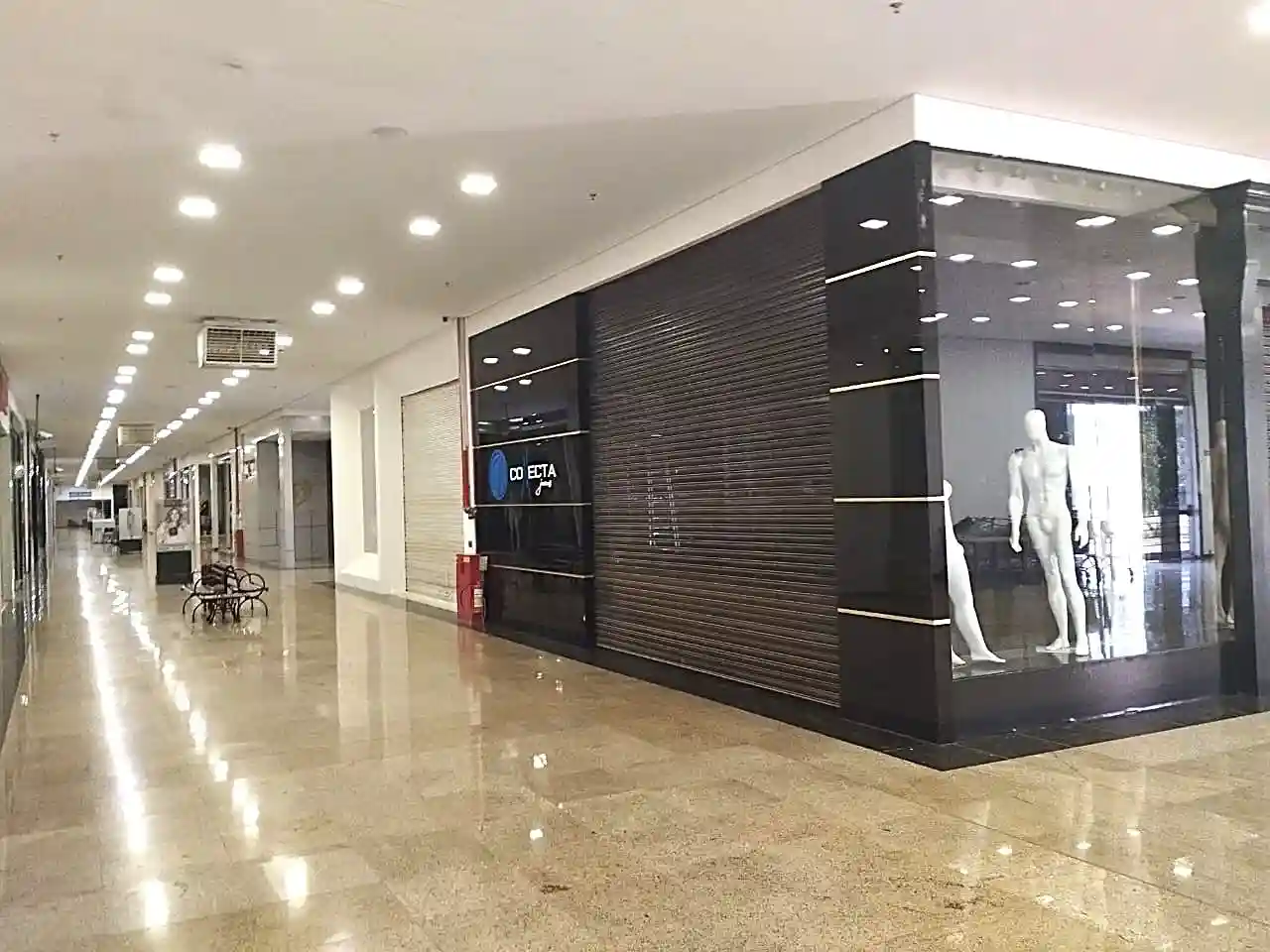 Galpão / Depósito / Armazém  à venda, 20000m² — foto 14 de 16