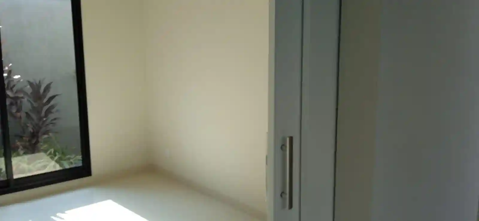 Casa de Condomínio com 3 quartos à venda, 400m² — foto 2 de 13