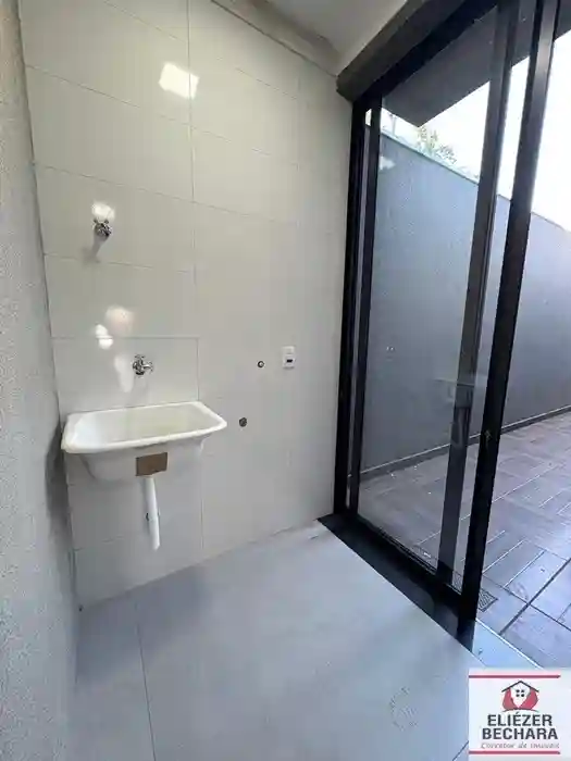 Casa com 3 quartos à venda, 150m² — foto 2 de 20