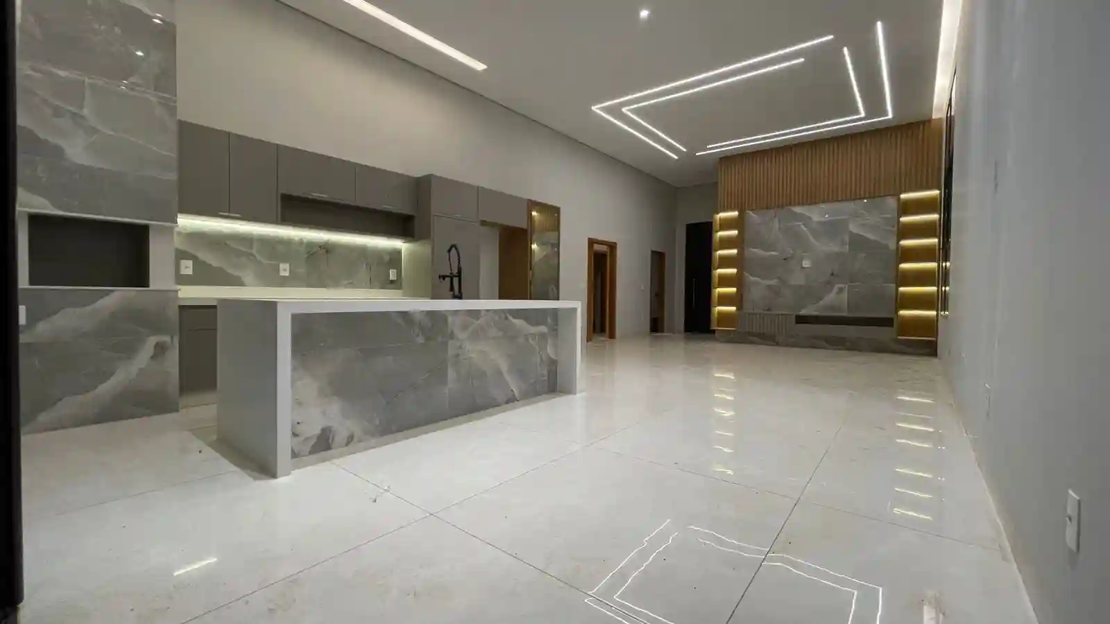 Casa de Condomínio com 3 quartos à venda, 375m² — foto 7 de 15