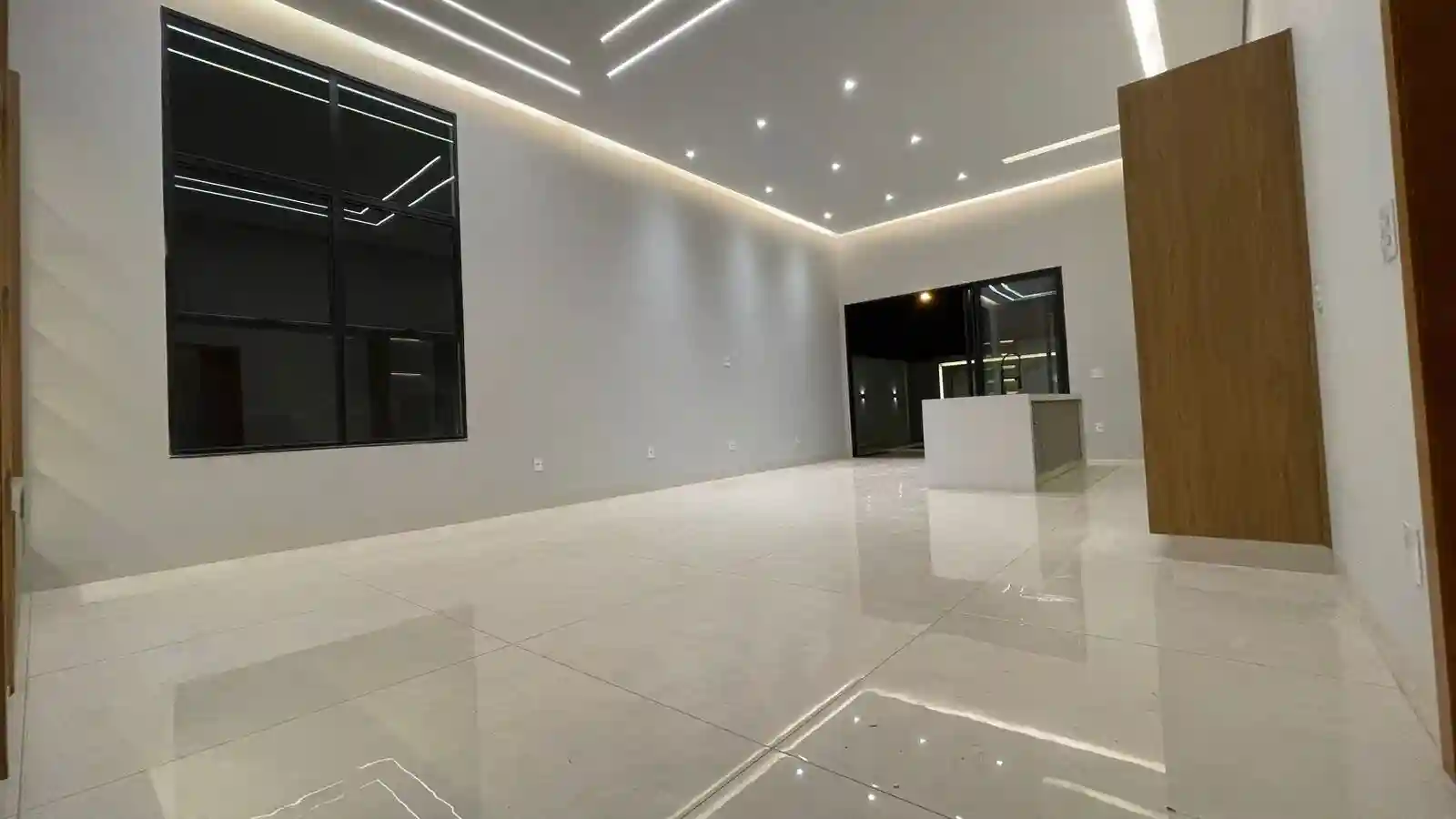 Casa de Condomínio com 3 quartos à venda, 375m² — foto 5 de 15