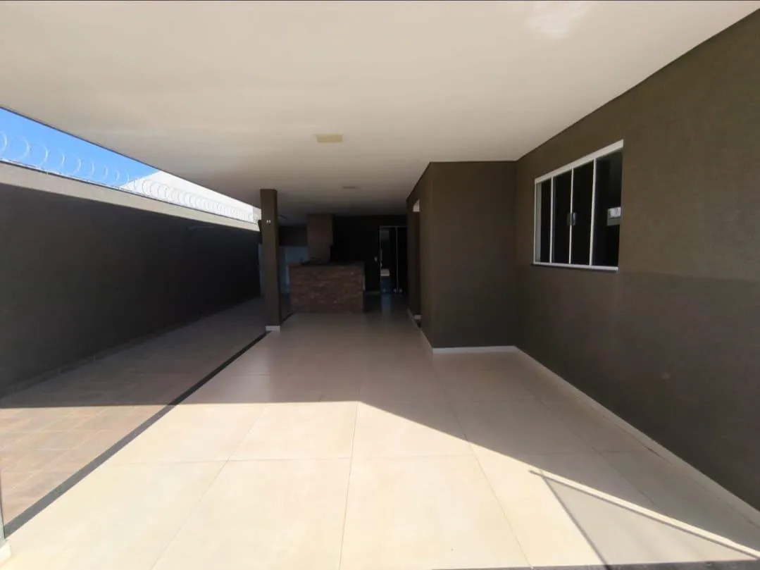 Casa com 2 quartos à venda, 200m² — foto 1 de 19
