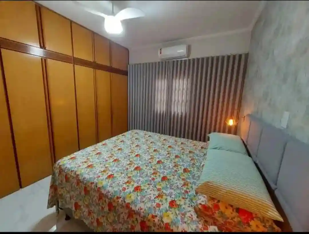 Casa com 3 quartos à venda, 222m² — foto 4 de 20