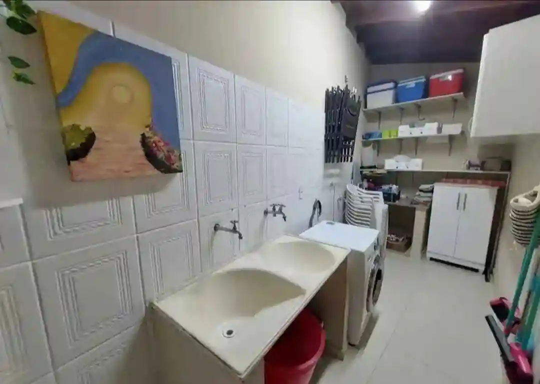 Casa com 3 quartos à venda, 222m² — foto 13 de 20