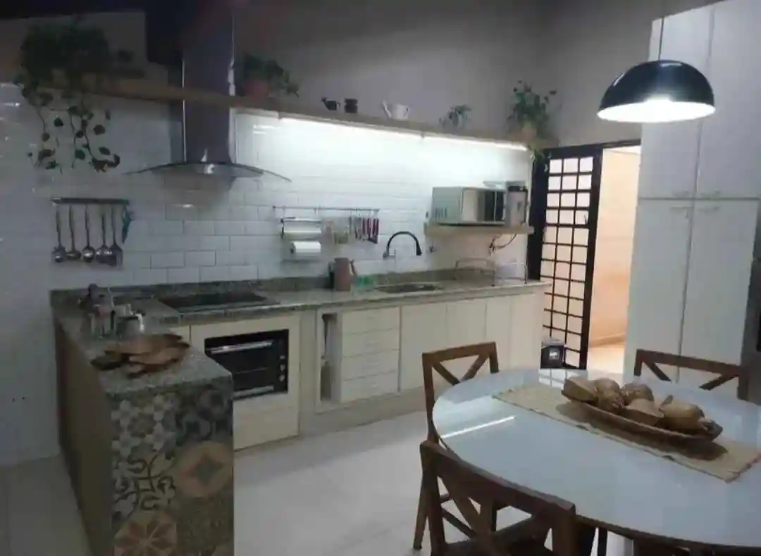 Casa com 3 quartos à venda, 222m² — foto 10 de 20