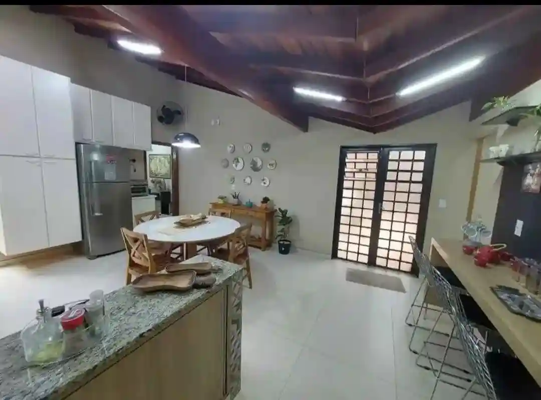 Casa com 3 quartos à venda, 222m² — foto 14 de 20