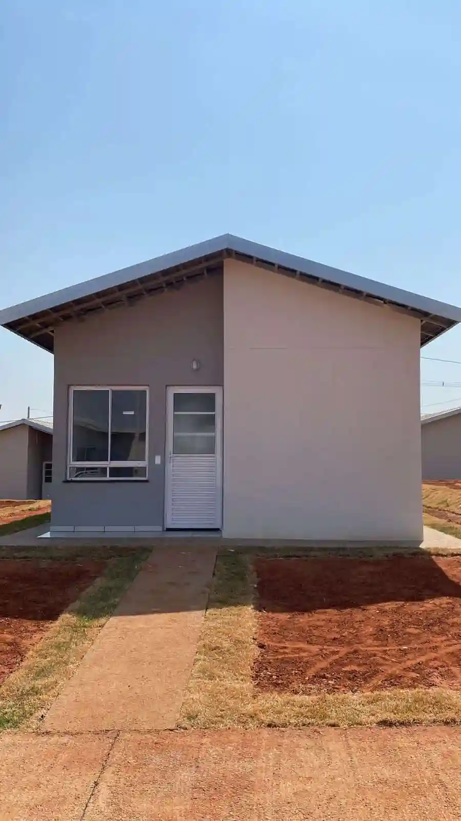 Casa com 2 quartos à venda, 47m² — foto 1 de 12