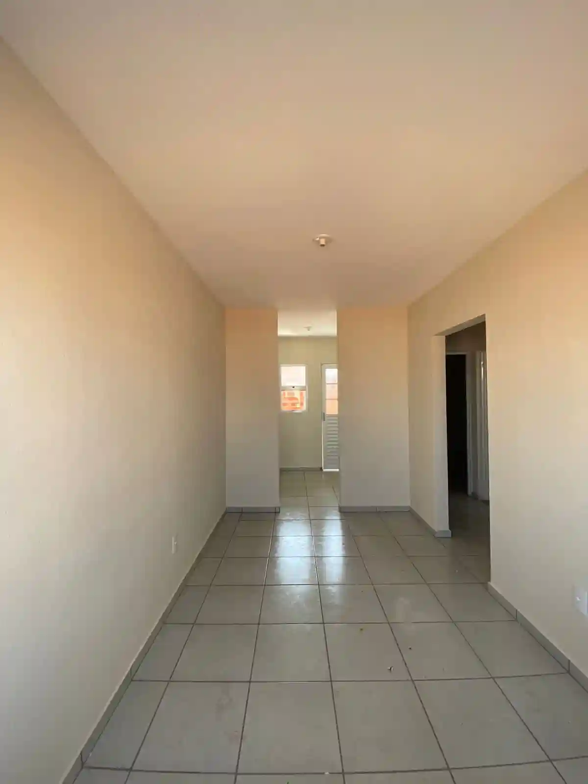 Casa com 2 quartos à venda, 47m² — foto 3 de 12