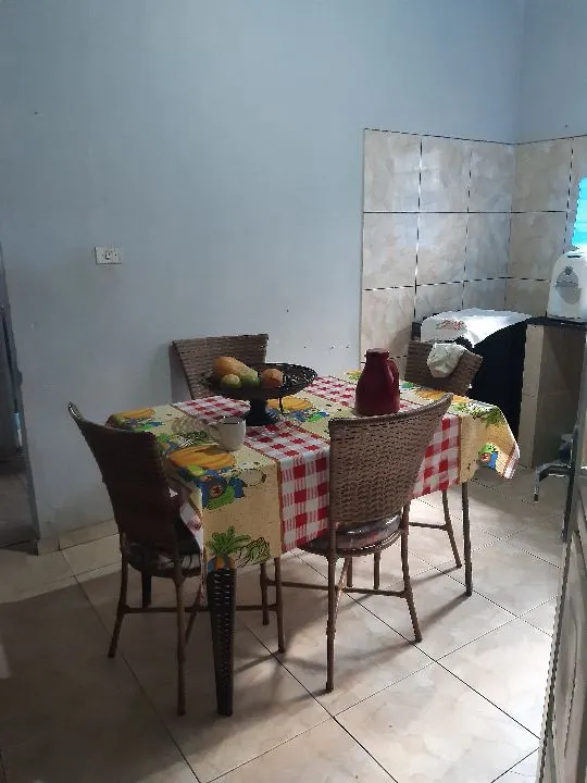 Casa com 2 quartos à venda, 180m² — foto 1 de 6
