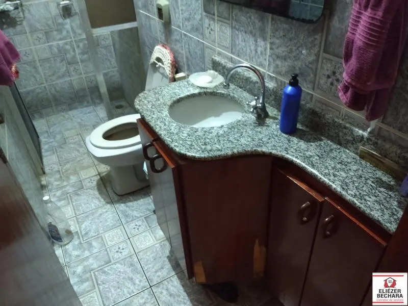 Casa à venda — foto 6 de 8