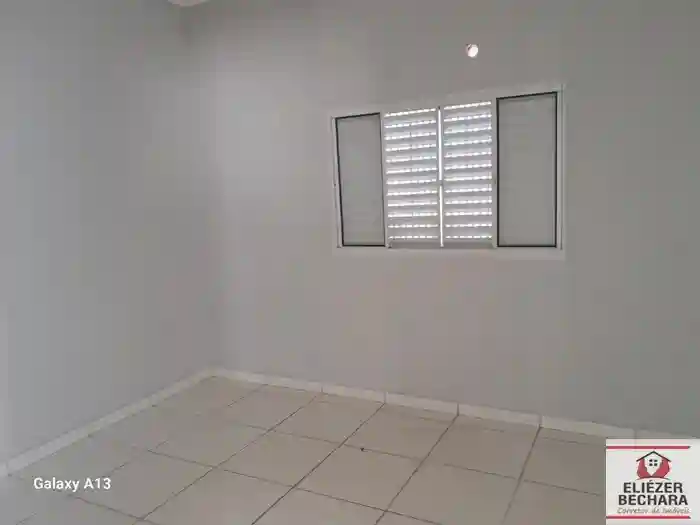 Casa com 3 quartos à venda, 150m² — foto 11 de 13