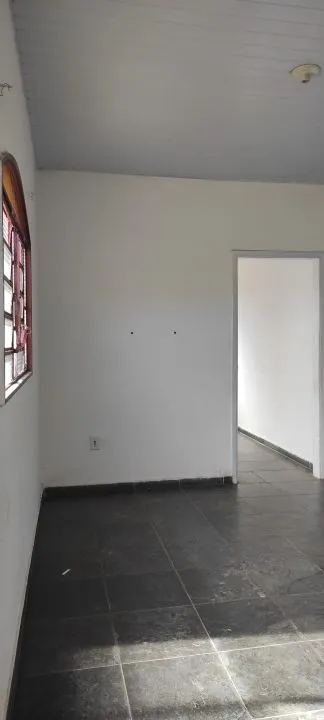 Casa com 3 quartos à venda, 374m² — foto 4 de 5