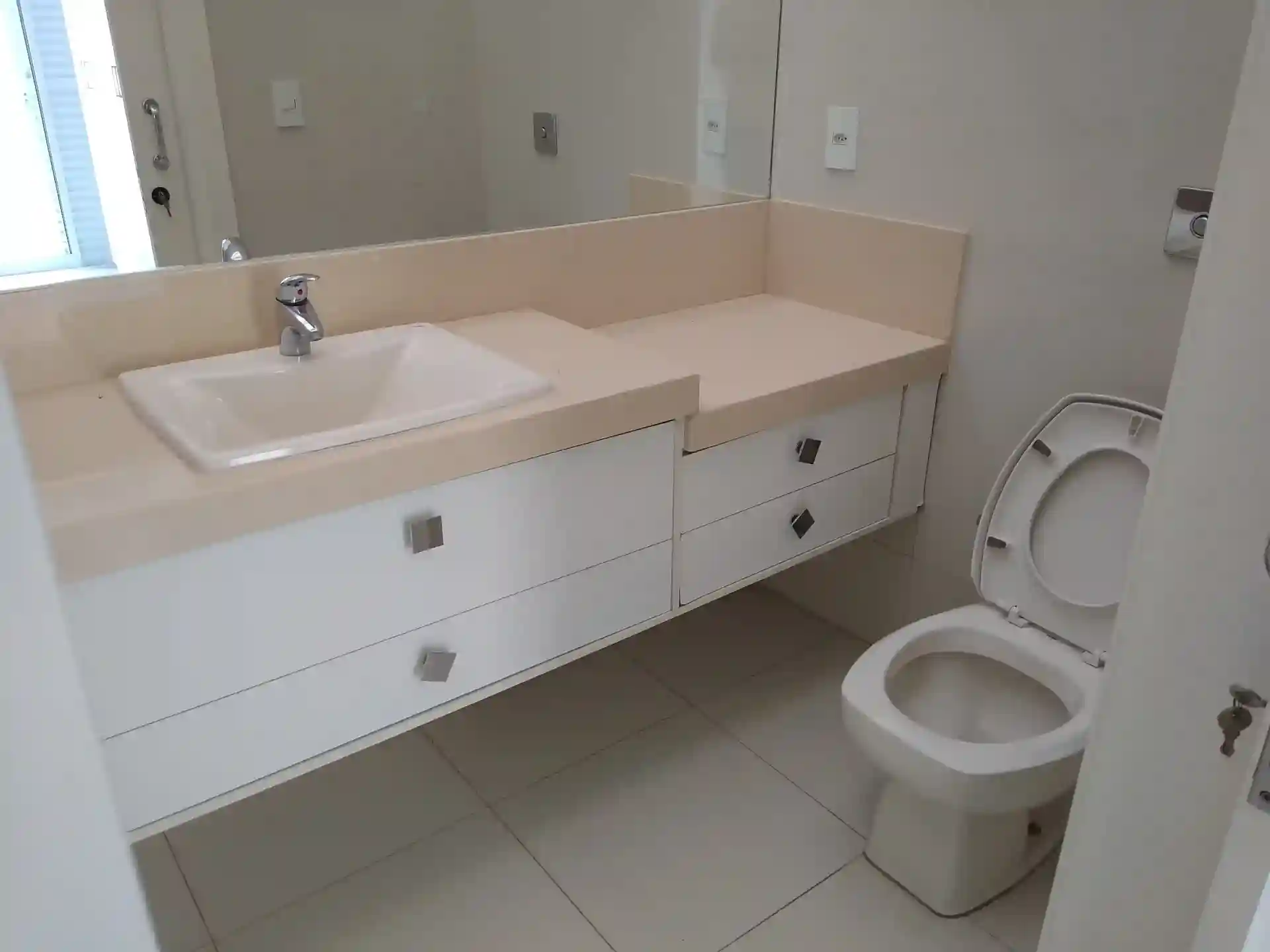 Casa de Condomínio com 3 quartos à venda, 220m² — foto 20 de 41