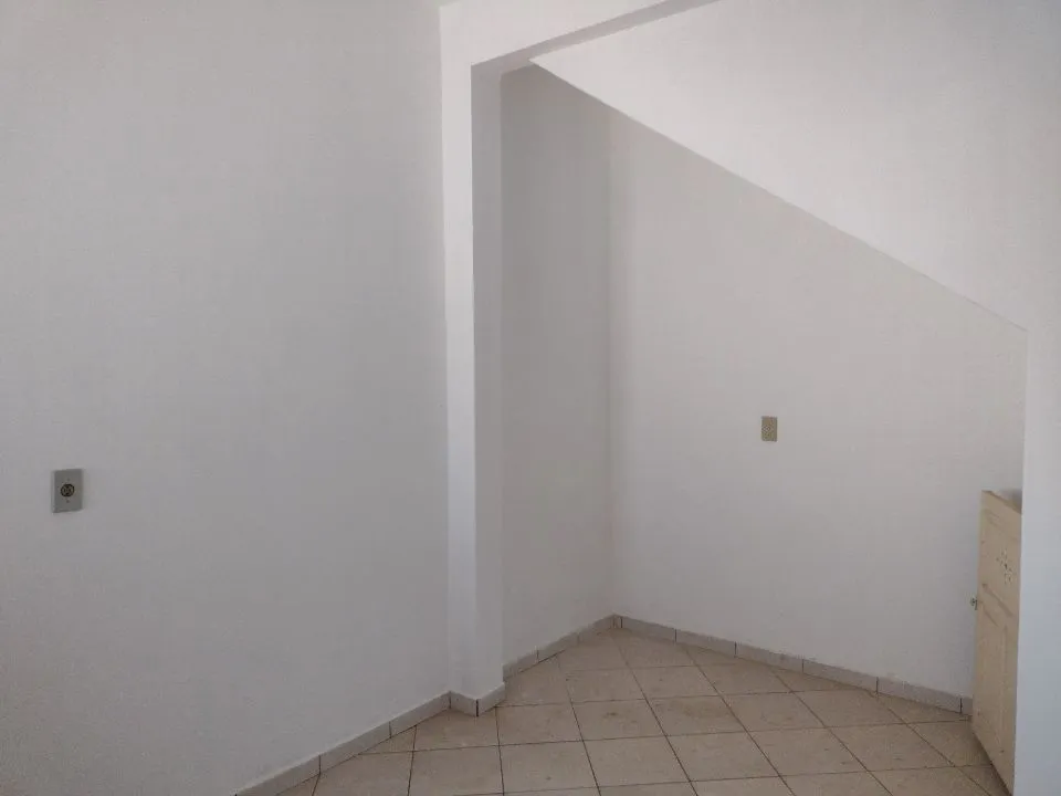 Casa à venda — foto 1 de 14