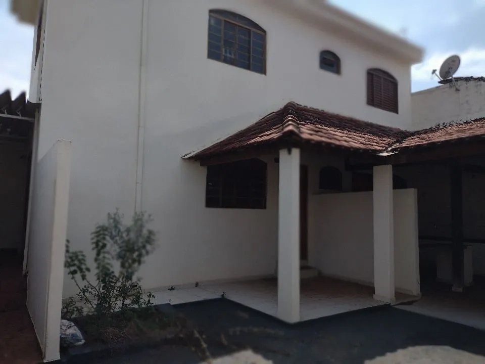 Casa à venda — foto 7 de 14