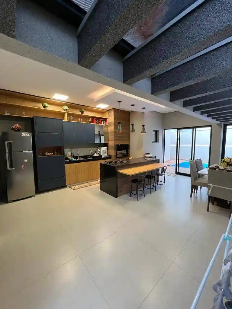 Casa de Condomínio com 3 quartos à venda, 160m² — foto 4 de 17