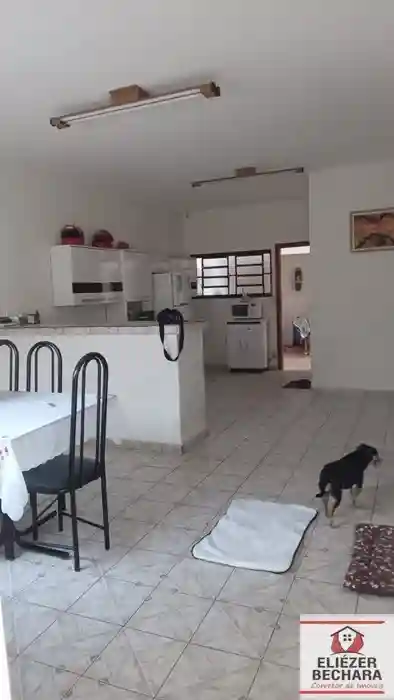 Casa com 3 quartos à venda, 170m² — foto 3 de 8