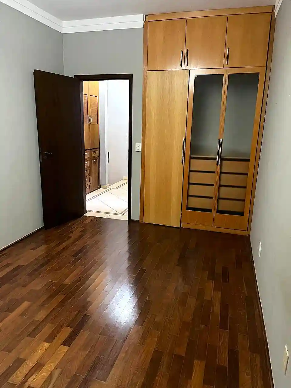 Casa com 3 quartos à venda, 293m² — foto 9 de 25