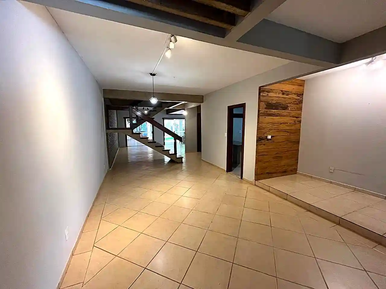 Casa com 3 quartos à venda, 293m² — foto 7 de 25
