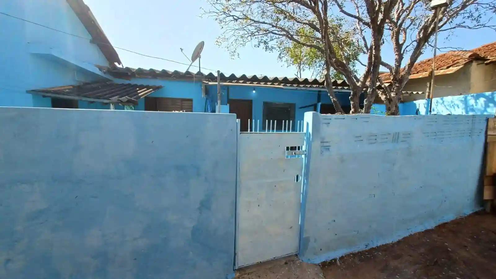 Casa com 2 quartos à venda, 80m² — foto 2 de 17
