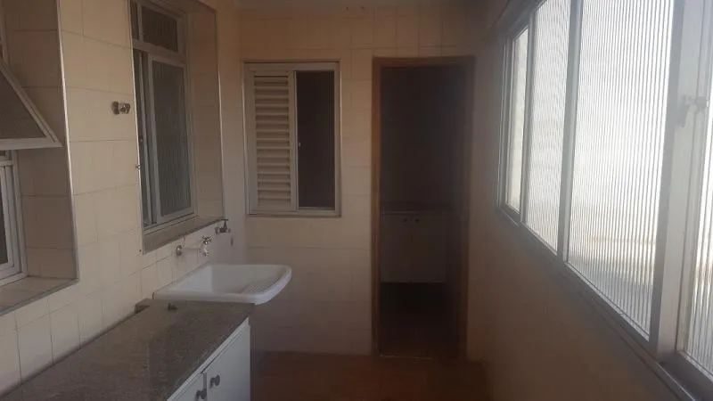 Apartamento à venda — foto 2 de 3