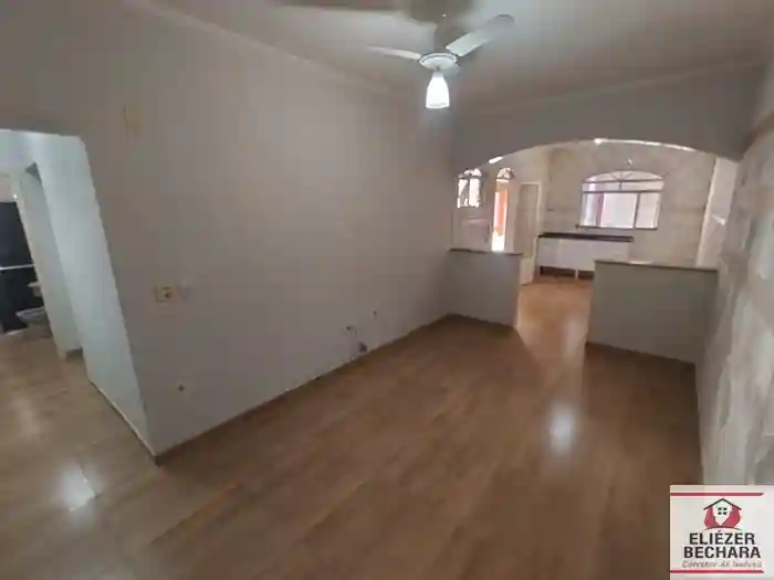 Casa com 2 quartos à venda, 190m² — foto 1 de 29
