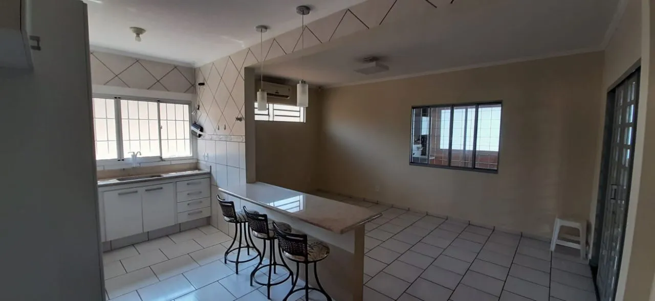 Casa à venda — foto 4 de 5