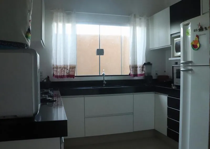 Casa à venda — foto 6 de 7