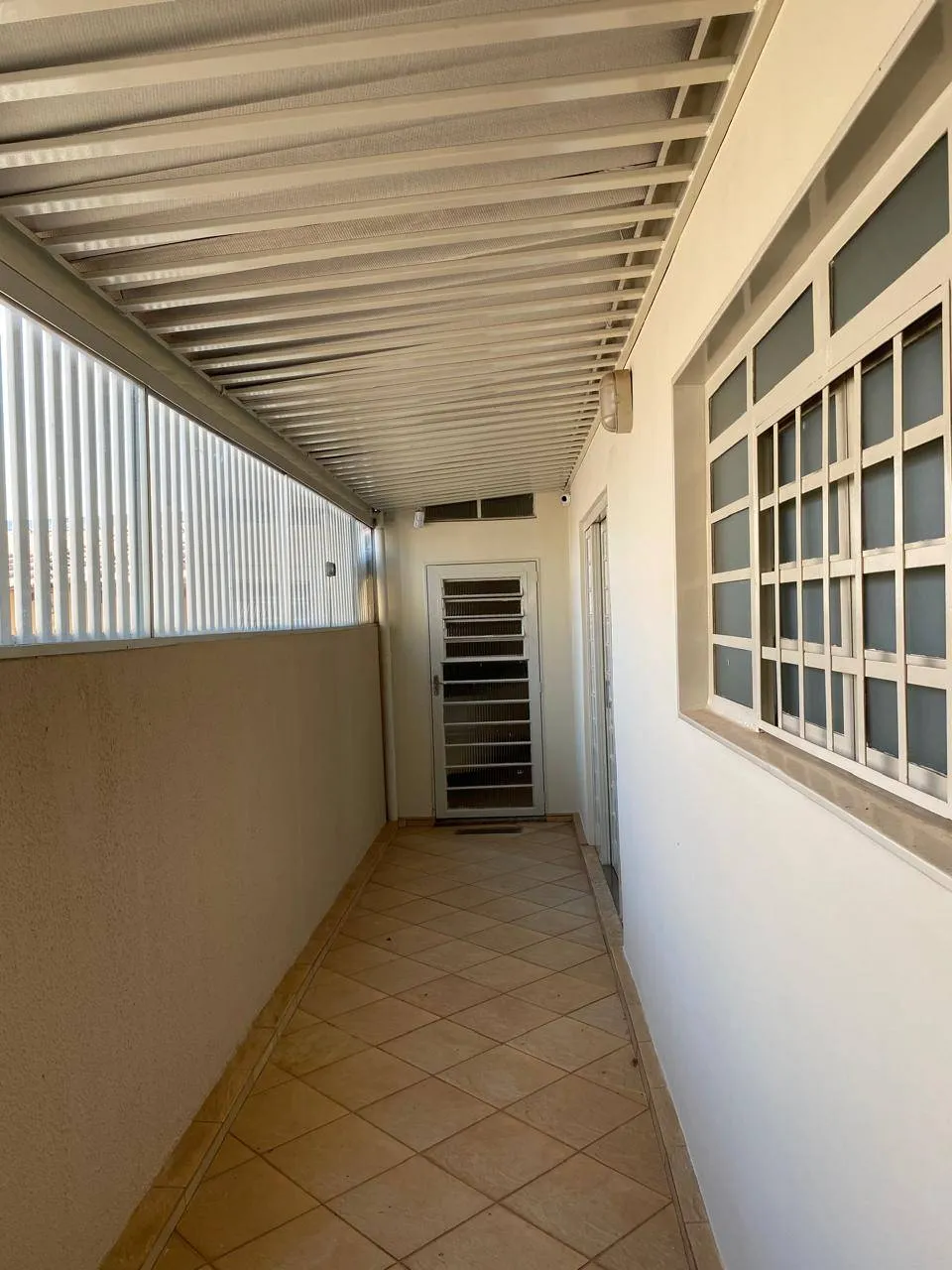 Casa com 3 quartos à venda, 220m² — foto 31 de 33