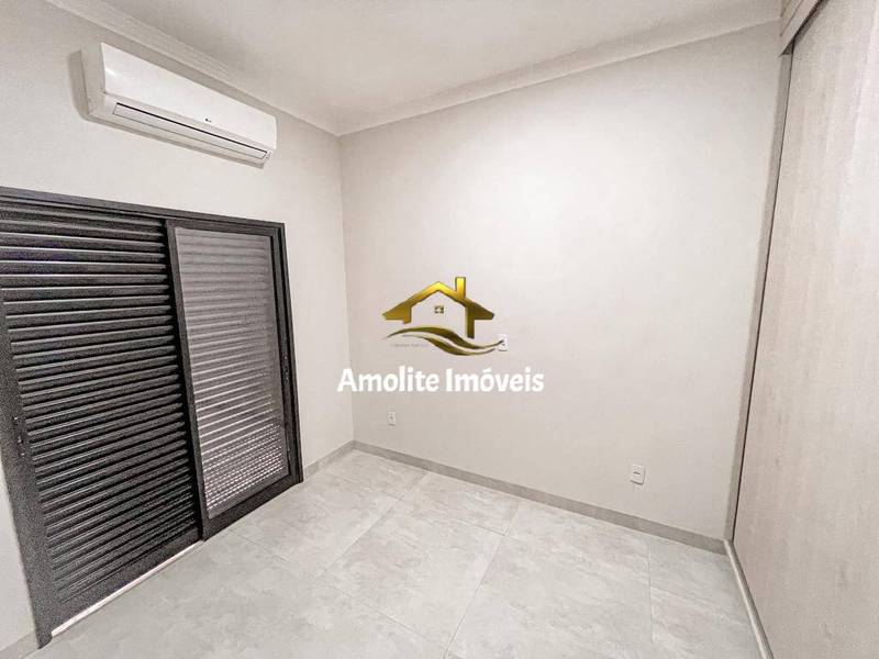 Casa de Condomínio com 3 quartos à venda, 163m² — foto 18 de 39