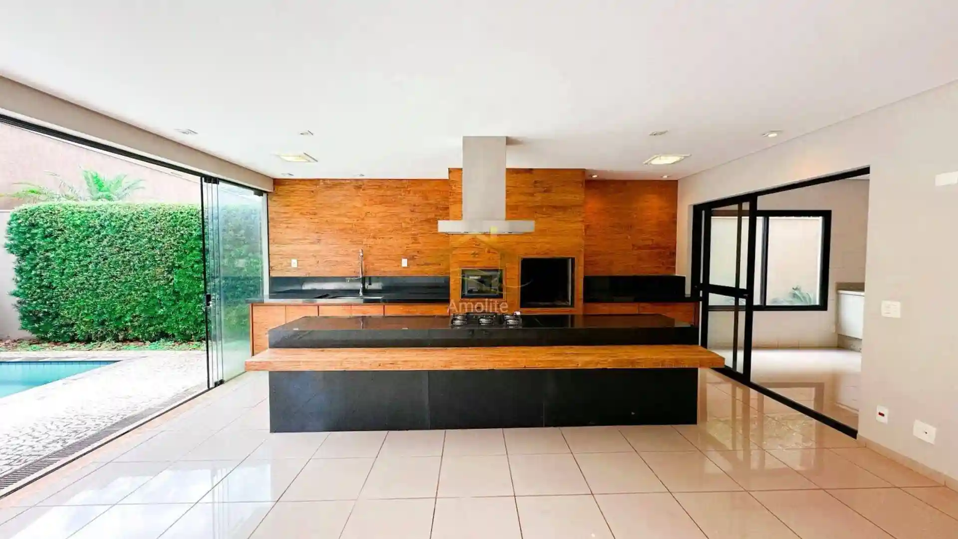 Casa de Condomínio com 3 quartos à venda, 380m² — foto 21 de 31
