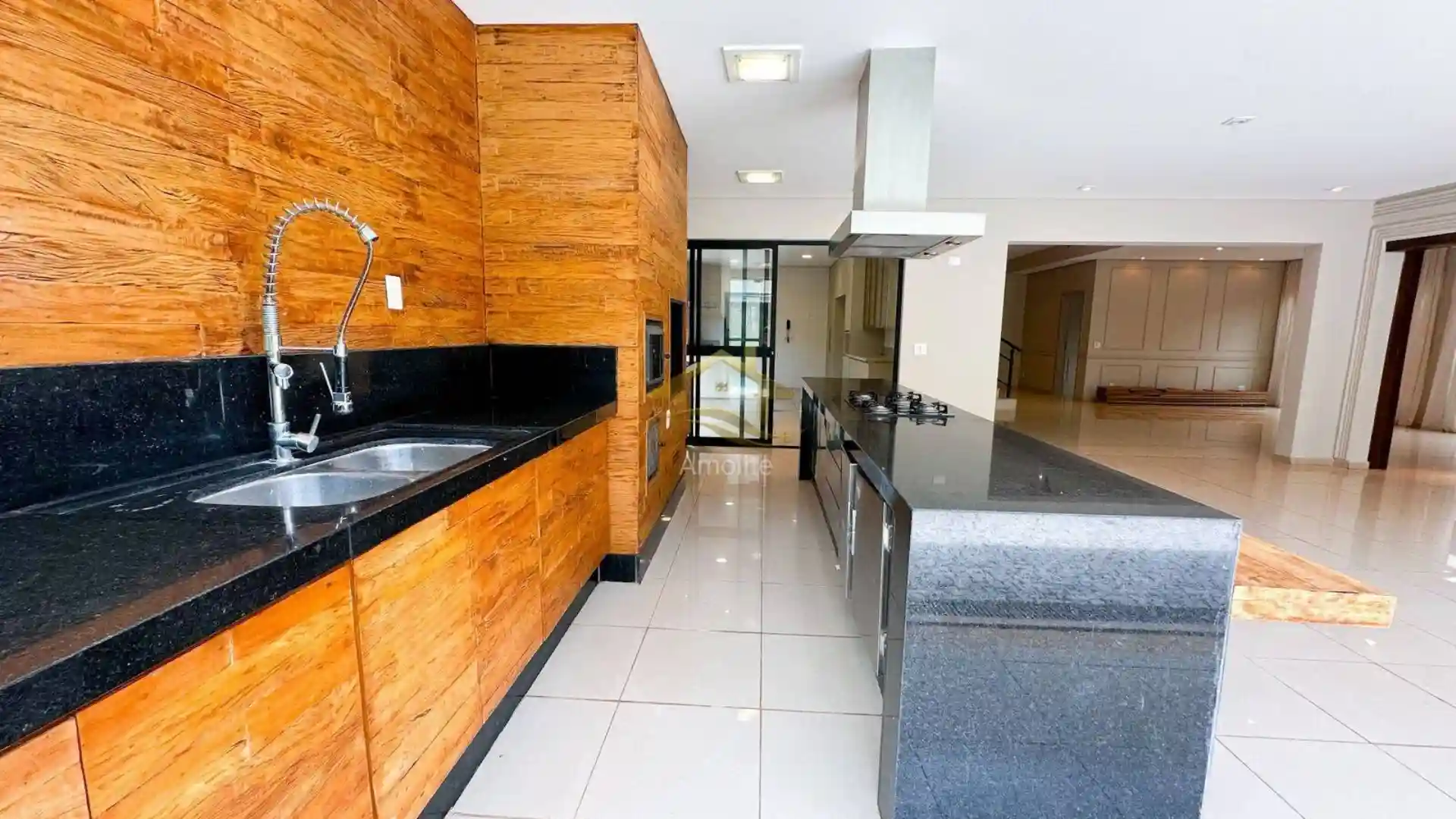 Casa de Condomínio com 3 quartos à venda, 380m² — foto 14 de 31