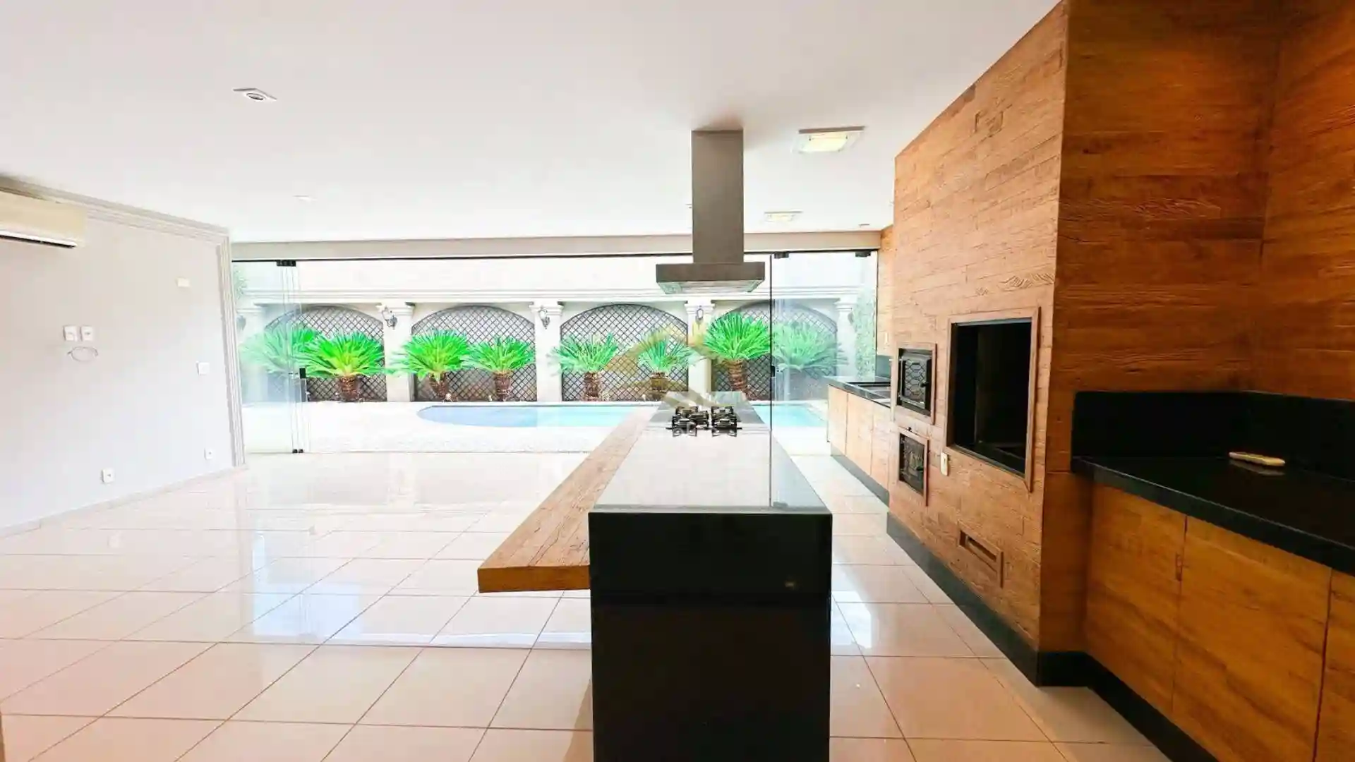 Casa de Condomínio com 3 quartos à venda, 380m² — foto 19 de 31